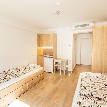 Prenocisca Prisoje Hostel Koper Bagian luar foto